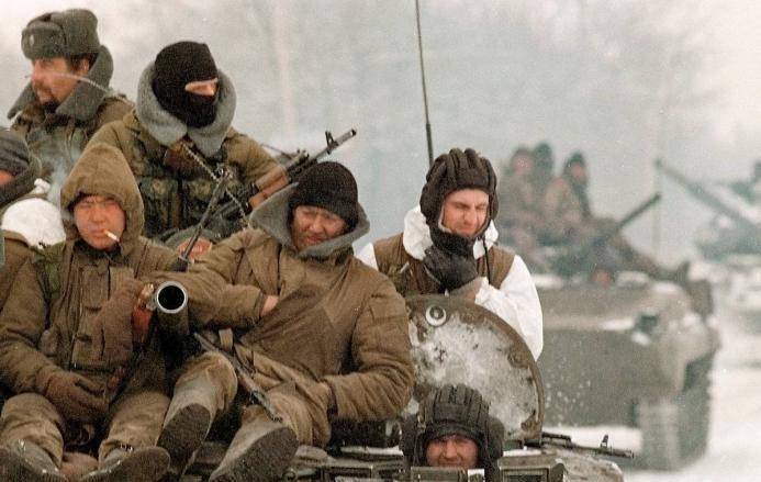 继承苏联却被小国痛揍，2小时的仗打了2年，车臣战争俄军有多惨？-第6张图片-欧陆平台